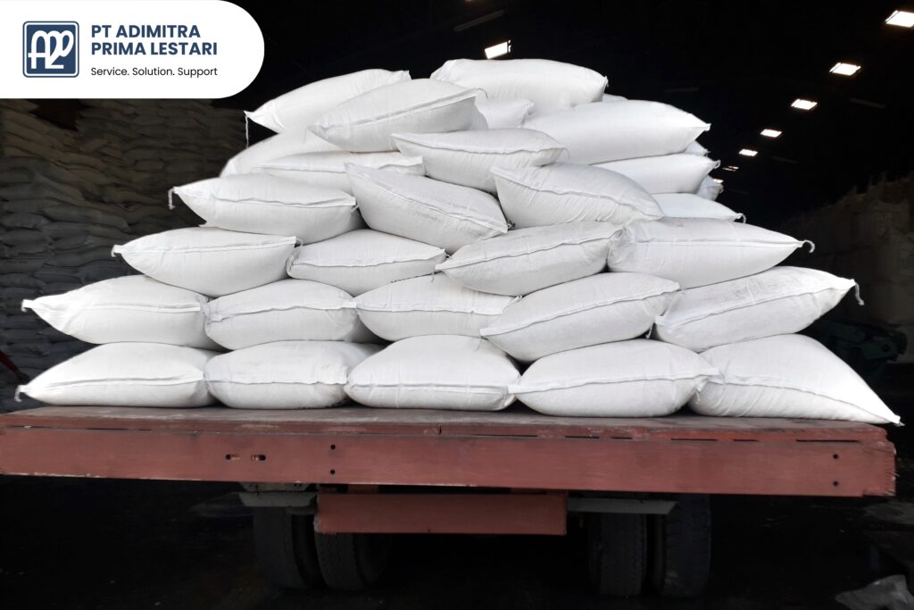 Ferrous Sulfate dalam Industri Electroplating dan Metal Treatment PT Adimitra Prima Lestari