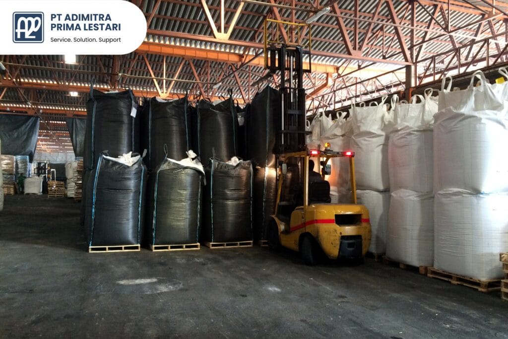 Stabilitas Pasokan Kimia Industri - PT Adimitra Prima Lestari Distributor Bahan Kimia